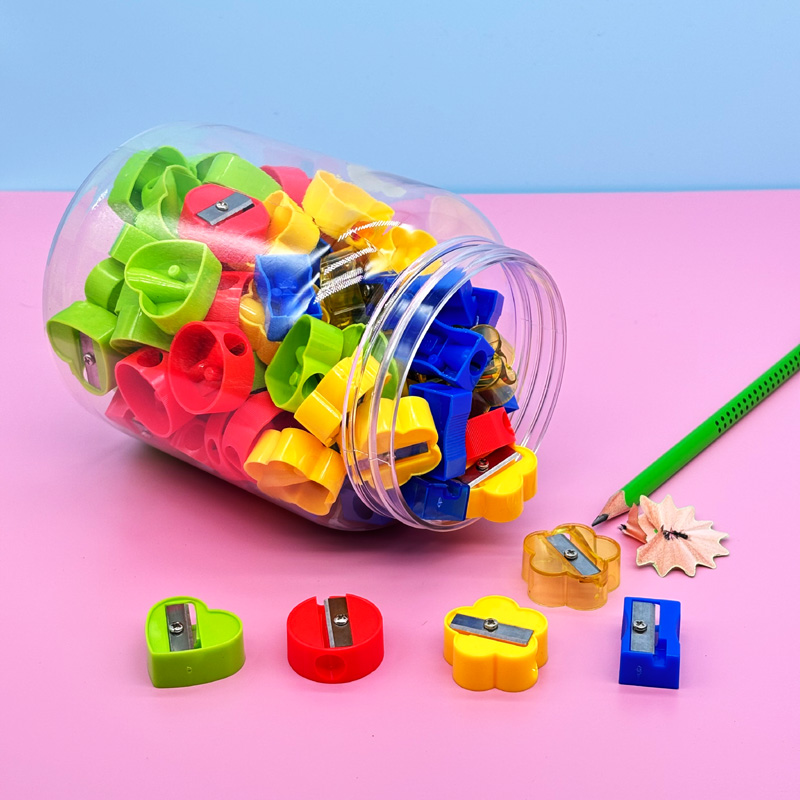 Single hole sharpener in drums