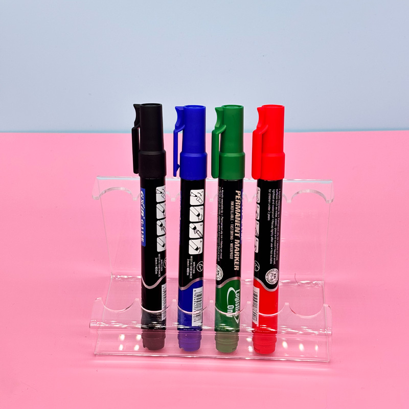 Whiteboard marker with a cutter